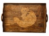 un plateau en bois sur lequel est représenté un ours