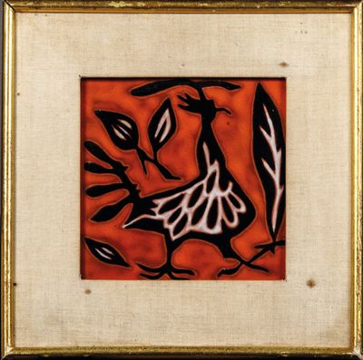 tableau représentant un oiseau sur une branche feuillue, dans un cadre doré