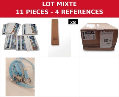tout un tas d'objets différents qui se trouvent dans une boîte