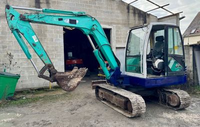 Pelle hydraulique sur chenilles IHISCE 60N