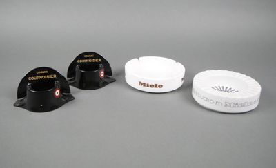 MIELE Réunion de deux cendriers publicitaires en porcelaine …