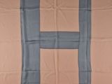 an image of a flag with a h on it