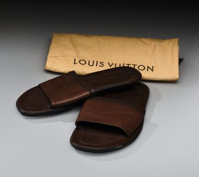 sandales en cuir marron Louis Vuitton