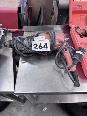 Une perforateur SPIT