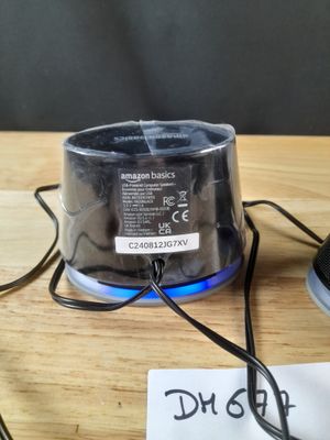 DH677// Amazon Basics Haut-parleurs stéréo 2.