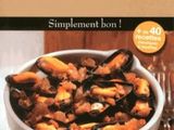 la couverture d'un livre de cuisine représentant un bol de moules posé sur une table