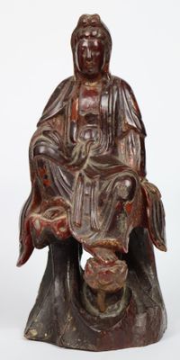 VIETNAM, XIXème siècle. Sculpture figurant Guanyin en bois s…