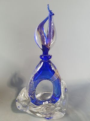 SABA, Biot : Important flacon couvert en verre translucide e…