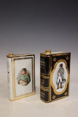 Bouteille de cognac Camus en porcelaine de Limoges à décor d…