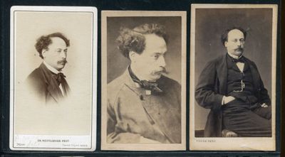 trois vieilles photos en noir et blanc représentant des hommes moustachus et barbus