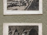 deux photos en noir et blanc d'un village avec une église en arrière-plan