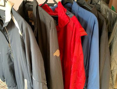 Expédition obligatoire - Lot de 6 vestes/blouson imperméable…