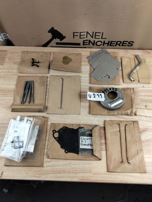 Lot de 10 pièces( joints, agrafes,.