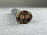 an image of a ring with the word msn on it