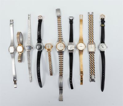Collection de montres-bracelets vintage de différentes marqu… - Photo 1