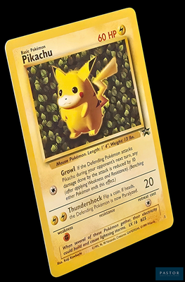 une carte Pokémon jaune sur laquelle figure l'image d'un Pikachu