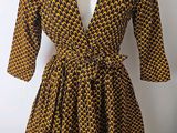 robe de femme sur un mannequin mannequin mannequin mannequin mannequin mannequin mannequin mannequin mannequin mann