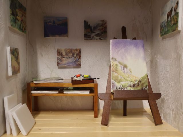 Diorama. Composition miniature, dans une vitrine en bois, vitre e...