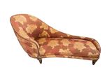une photo d'une chaise longue rembourrée