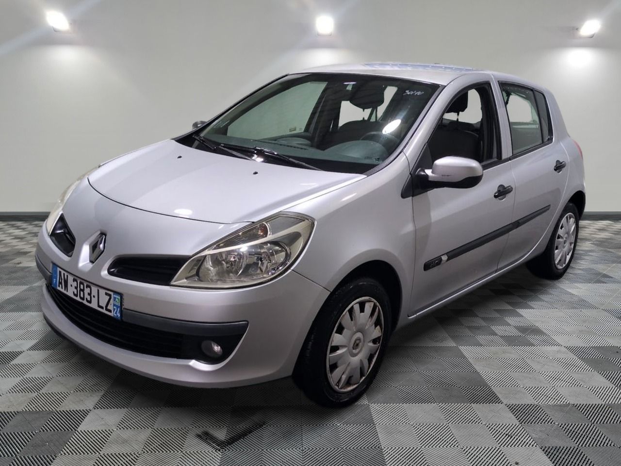 RENAULT - CLIO 1.5 DCI 70 CONFORT DYNAMIQUE - GO - Mise en s…
