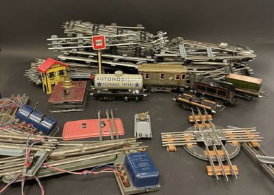 LIMA, échelle HO lot de 5 wagons SNCF modèles... - Lot 173 - Cappelaere