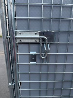 Un roll métallique de haute qualité 4 faces avec 1 porte fro…