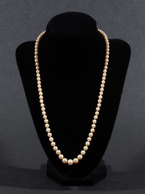 Collier de perles de culture en chute (perles anciennes bien…