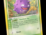 un gros plan sur une carte Pokémon représentant un Pokémon violet