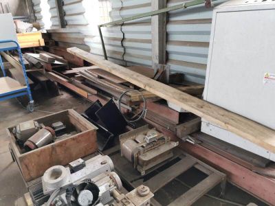 many different types of machinery in this warehouse
