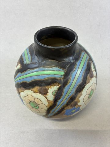 Charles CATTEAU (1880-1966) pour KERAMIS - BOCH LA LOUVIÈRE. Vase