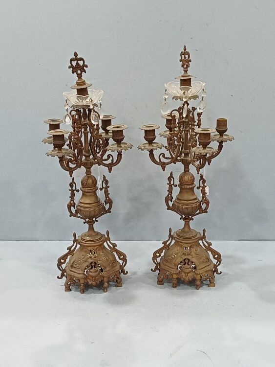 Objets d'art & Curiosités