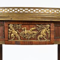 Table bouillote en acajou et placage d'acajou ceinture compa… (photo 2)