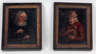 deux tableaux encadrés représentant des vieillards coiffés d'un chapeau et portant la barbe, dont l'un tient un oiseau dans la main
