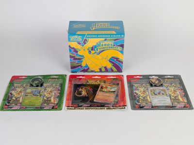 une boîte de cartes à collectionner Pokémon posée sur une table