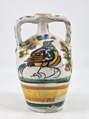 ESPAGNE, XXe. Vase pansu à deux anses à décor d'oiseaux.