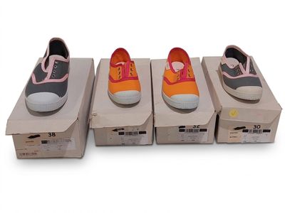 Lot de 4 - MAYOTIZZ - Ce groupe de baskets basses bicolores …