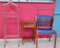 Lot : valet de nuit, table de chevet, chaise, porte-revue (photo 2)