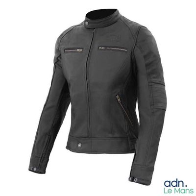 Lot à retirer à Saint-Quentin (02100) du lundi au vendredi d…