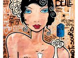 un tableau représentant une femme tenant un téléphone portable à la main