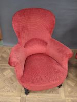 Paire de bergères confortables garnies de velours rouge, les… (photo 3)
