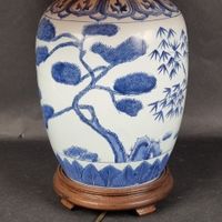 Lampe à poser en porcelaine émaillée bleu blanc à décor de r… (photo 3)