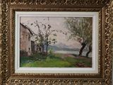 une peinture à l'huile représentant une maison et des arbres au bord d'un plan d'eau