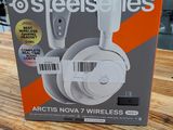 Casque sans fil SteelSeries Arctic Nova 7 neuf, dans sa boîte d'origine