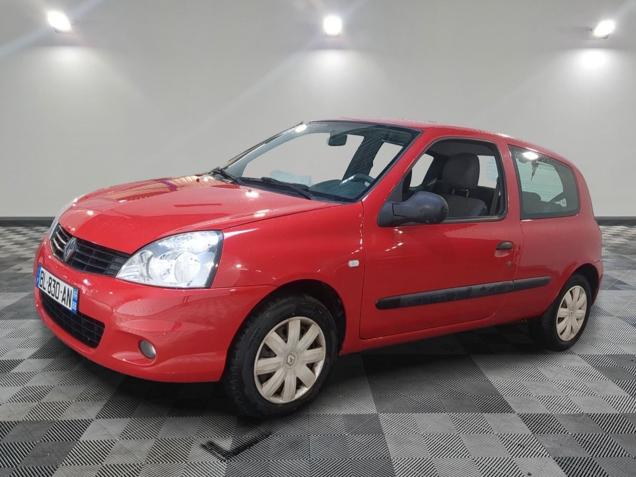 Renault Clio 1.2 75 16V Eco2 Authentique - Voiture d'occasion fiable