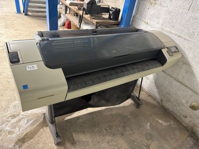 1 traceur HP DESIGNJET T790 emprunter