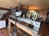 a machine that is sitting on a table in a room