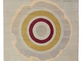une photo d'un tapis orné d'un motif circulaire