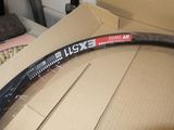 an image of a bicycle tire rim in a box