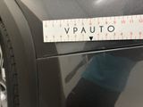 a sticker that says vauto on the side of a car