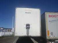 Semi-remorque FRUEHAUF FOURGON STD, essieux SAF (photo 5)